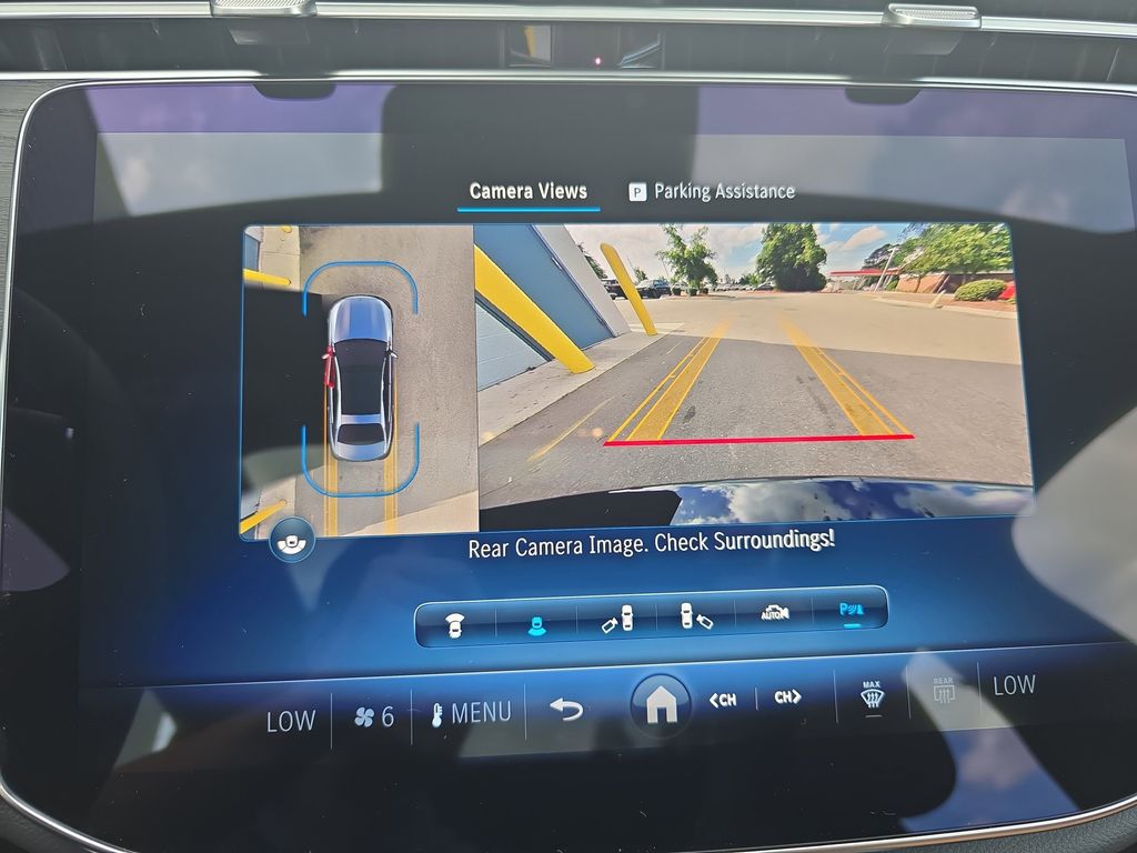 Vehicle image 25 of 39