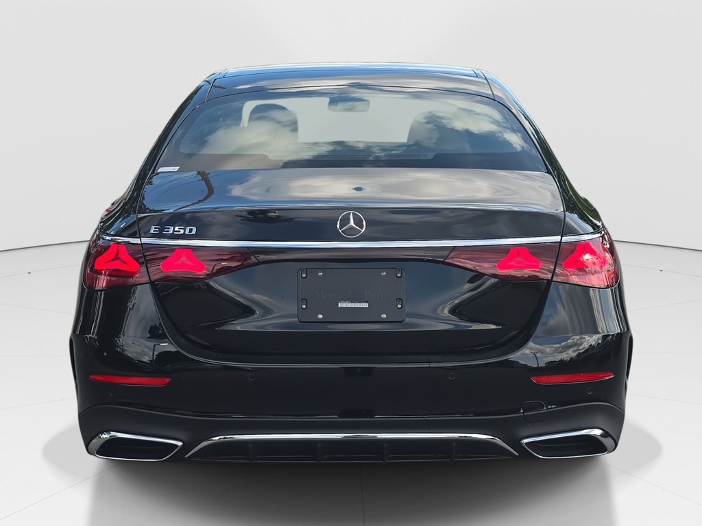Vehicle image 6 of 39