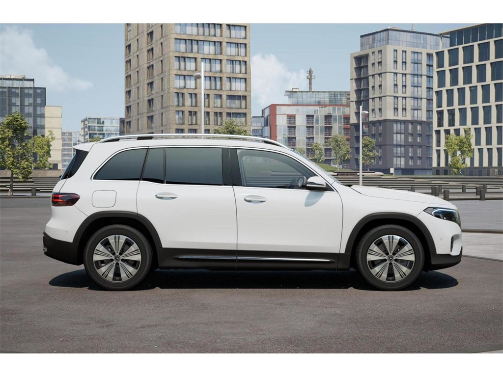 Vehicle image 19 of 42