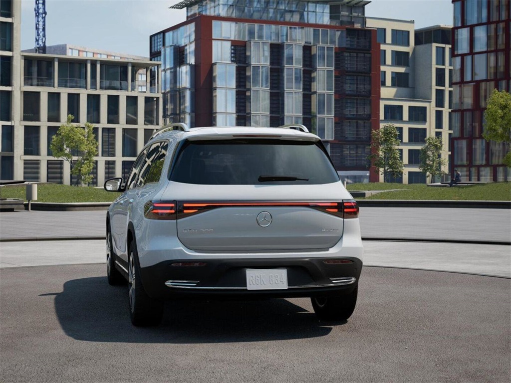 Vehicle image 29 of 42