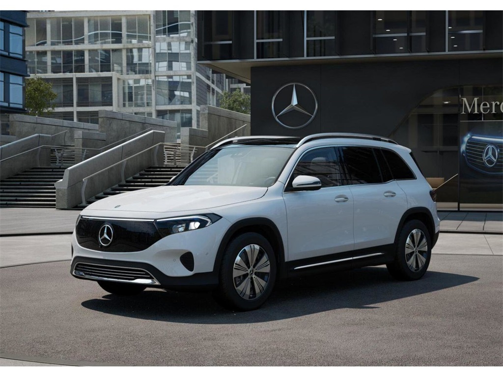 Vehicle image 4 of 42