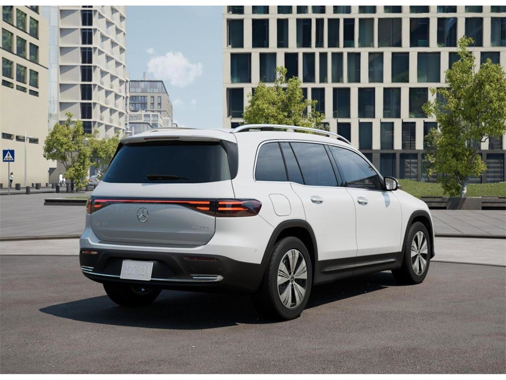 Vehicle image 25 of 42