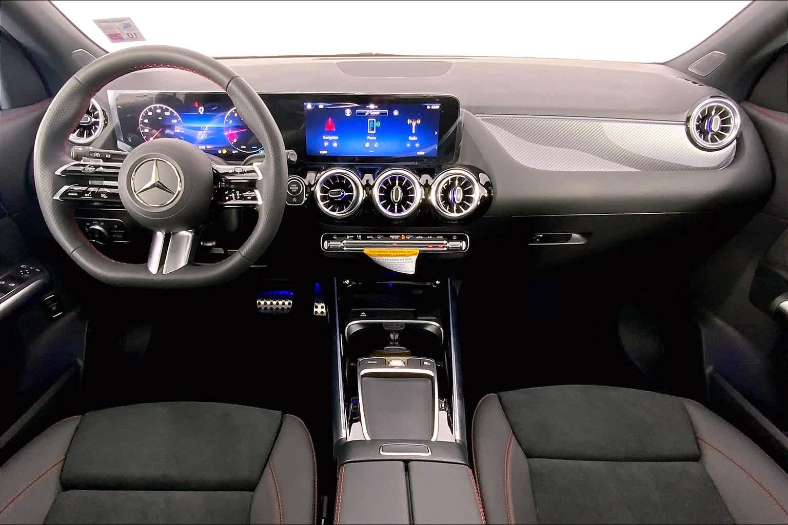 2025 Mercedes-Benz GLA 250 Image 6 of 16