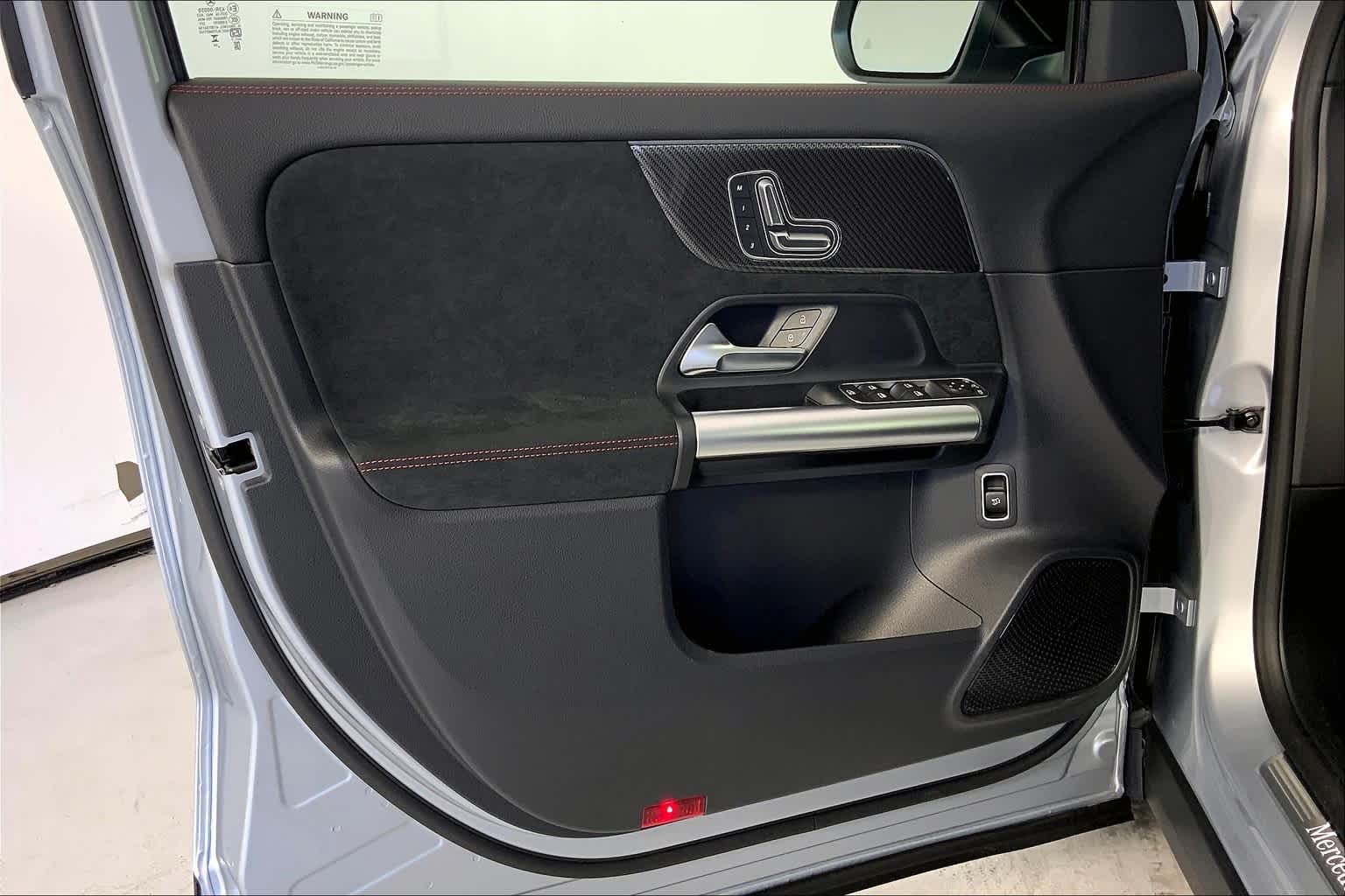 2025 Mercedes-Benz GLA 250 Image 11 of 16