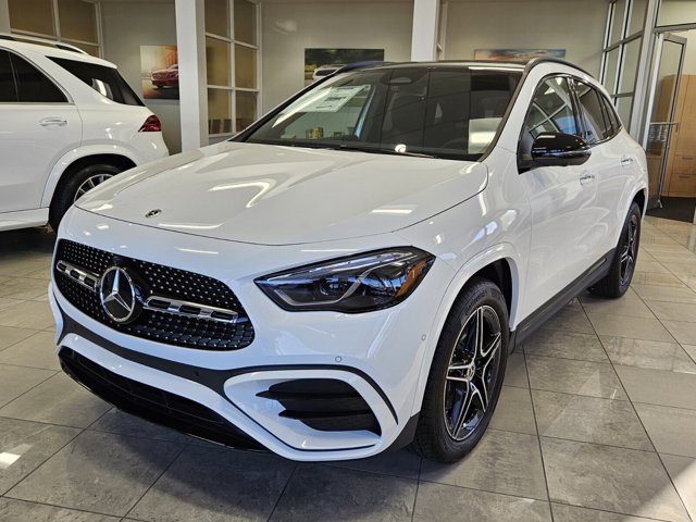 Vehicle image 7 of 42