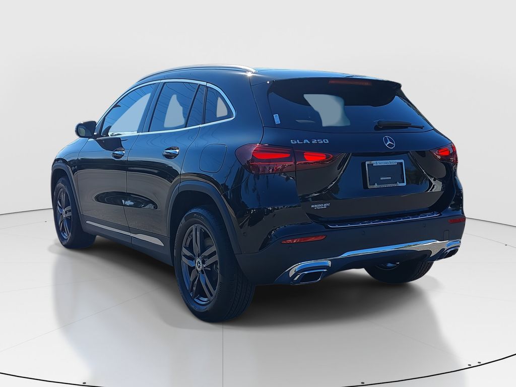 Vehicle image 7 of 31