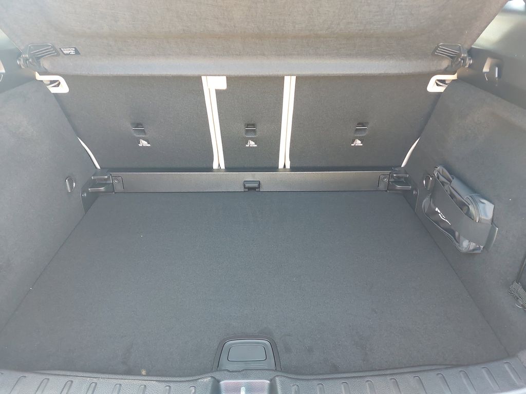 Vehicle image 12 of 31