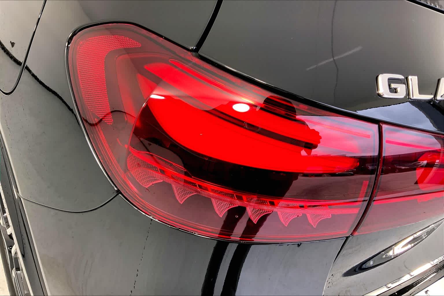 2025 Mercedes-Benz GLA 250 Image 14 of 16