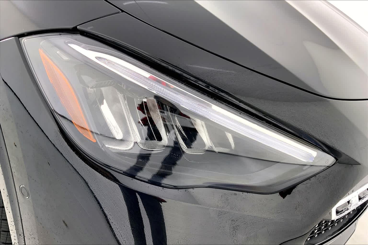 2025 Mercedes-Benz GLA 250 Image 13 of 16