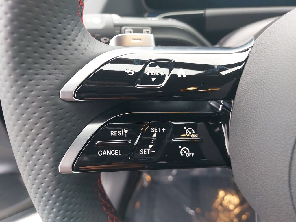 Vehicle image 17 of 35