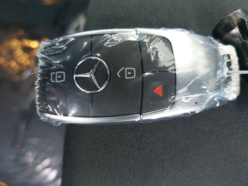 Vehicle image 34 of 35