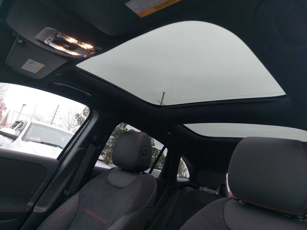 Vehicle image 26 of 35