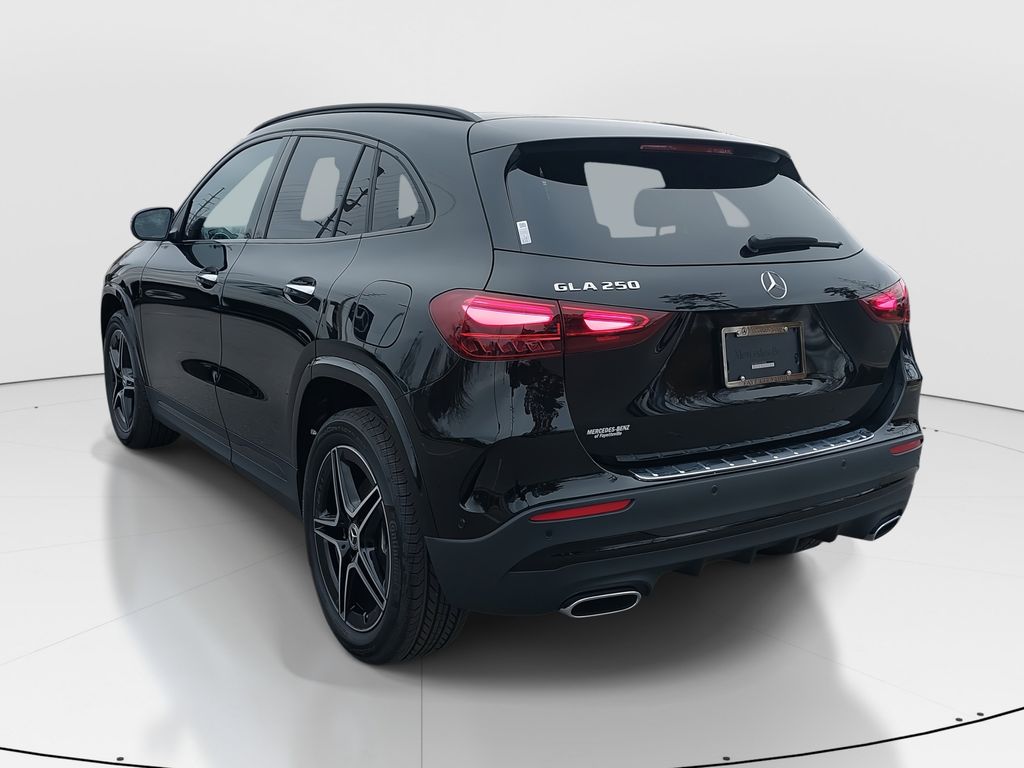 Vehicle image 7 of 35