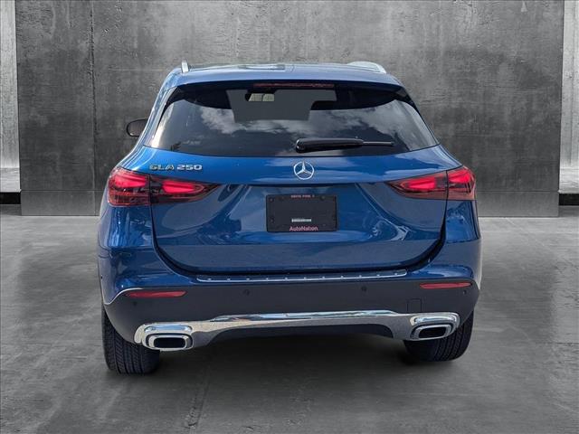 Vehicle image 5 of 16