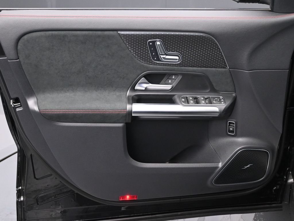 Vehicle image 45 of 50