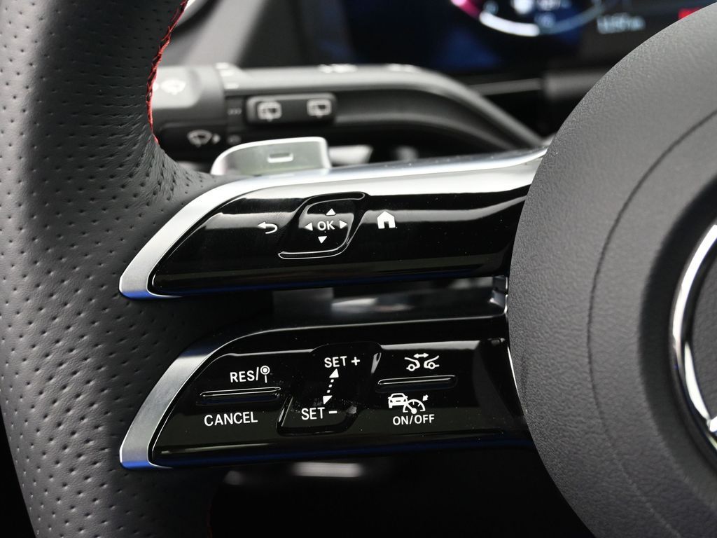 Vehicle image 48 of 50
