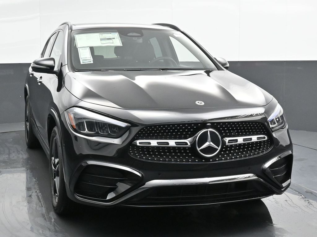 Vehicle image 10 of 50