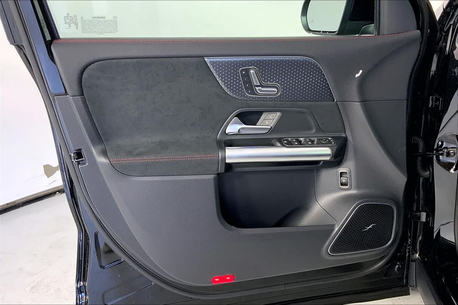 2025 Mercedes-Benz GLA 250 Image 11 of 16