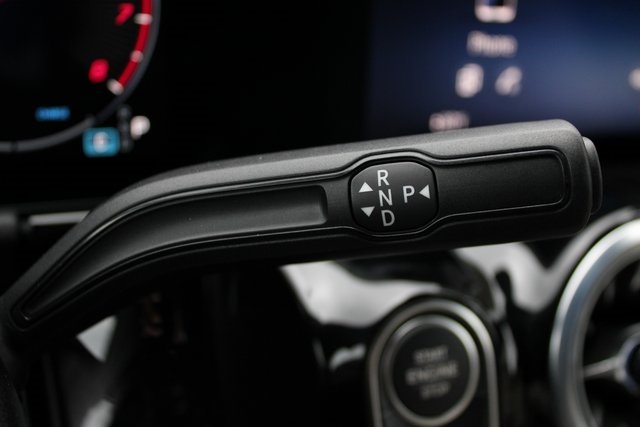 Vehicle image 22 of 41