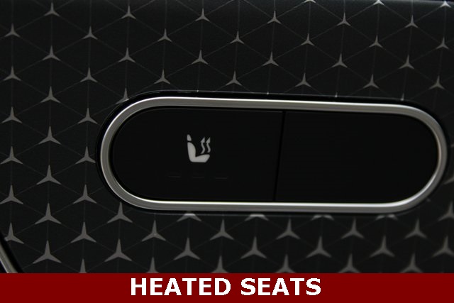 Vehicle image 17 of 41