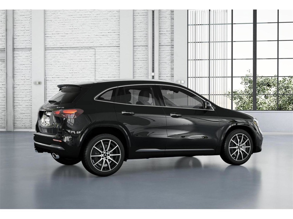 Vehicle image 22 of 42