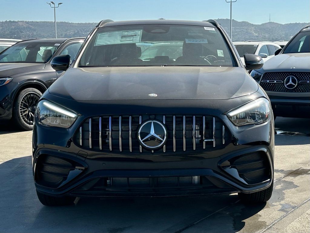 2025 Mercedes-Benz GLA AMG 35 Image 2 of 25