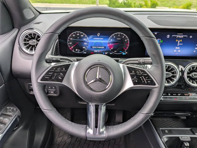 2025 Mercedes-Benz GLB 250 Image 19 of 36