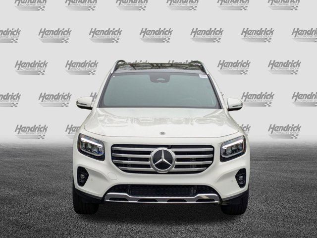 2025 Mercedes-Benz GLB 250 Image 3 of 36