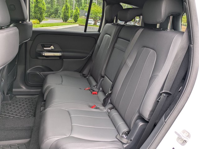 2025 Mercedes-Benz GLB 250 Image 31 of 36