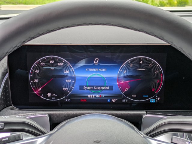 2025 Mercedes-Benz GLB 250 Image 22 of 36