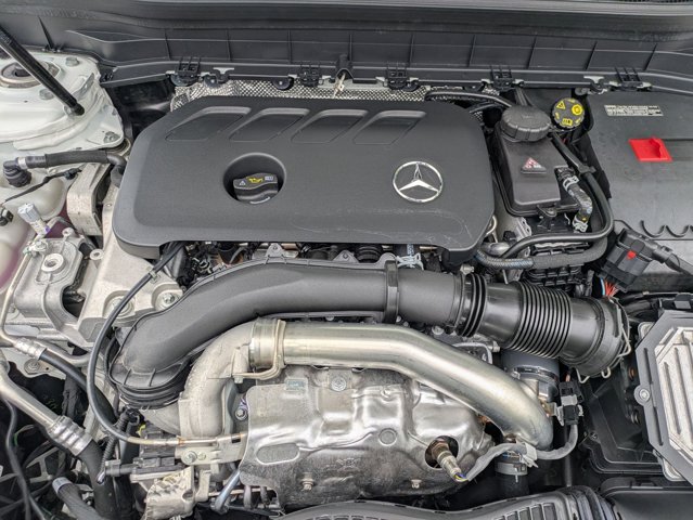 2025 Mercedes-Benz GLB 250 Image 34 of 36