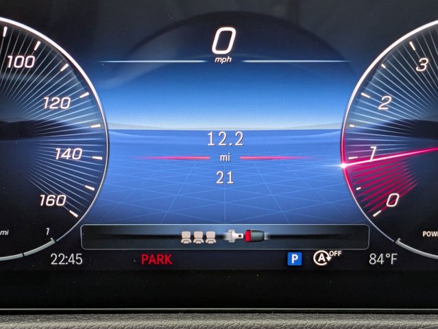 2025 Mercedes-Benz GLB 250 Image 19 of 36