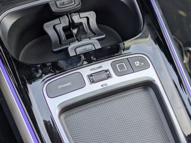 2025 Mercedes-Benz GLB 250 Image 25 of 36