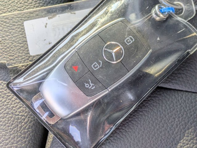 2025 Mercedes-Benz GLB 250 Image 36 of 36