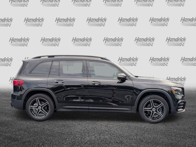 2025 Mercedes-Benz GLB 250 Image 5 of 36