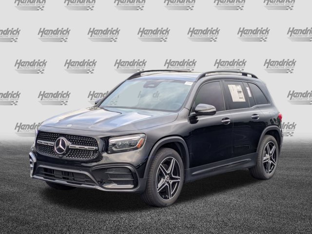 2025 Mercedes-Benz GLB 250 Image 1 of 36
