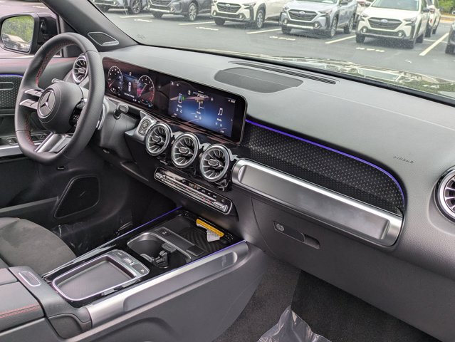 2025 Mercedes-Benz GLB 250 Image 33 of 36