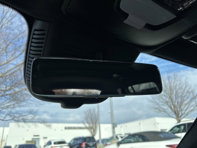 2025 Mercedes-Benz GLB 250 Image 30 of 37