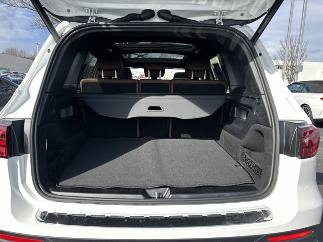 2025 Mercedes-Benz GLB 250 Image 33 of 37