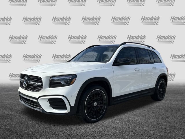 2025 Mercedes-Benz GLB 250 Image 1 of 37