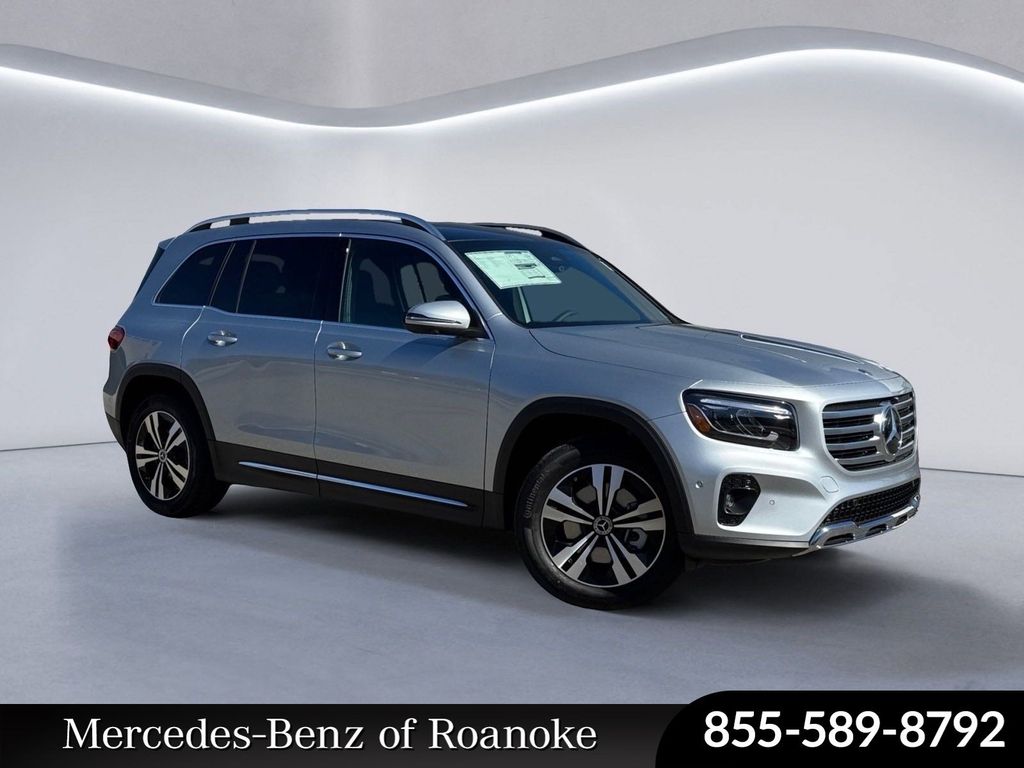 2025 Mercedes-Benz GLB 250 Image 3 of 27