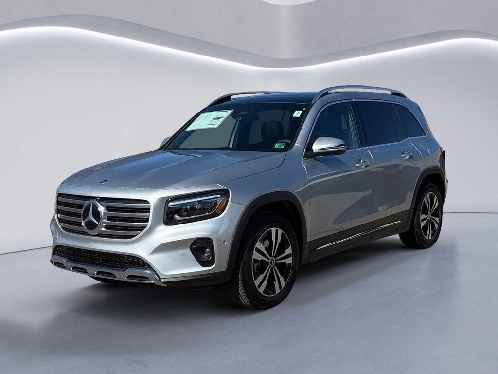 2025 Mercedes-Benz GLB 250 Image 1 of 27