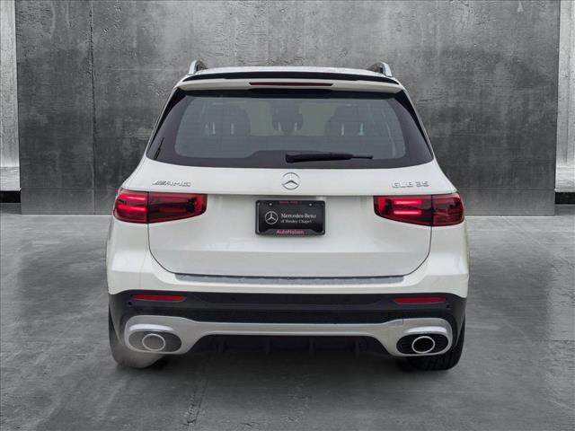 Vehicle image 7 of 16