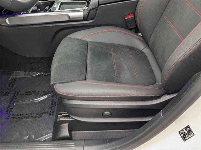 Vehicle image 4 of 16