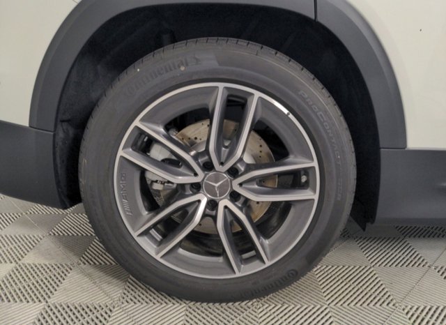 Vehicle image 25 of 25