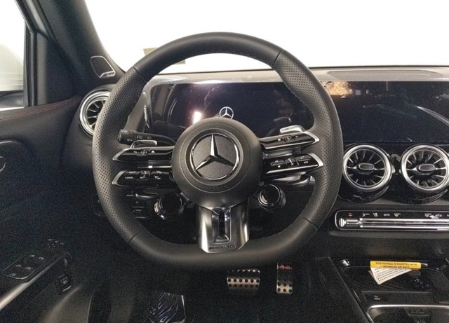 Vehicle image 11 of 25