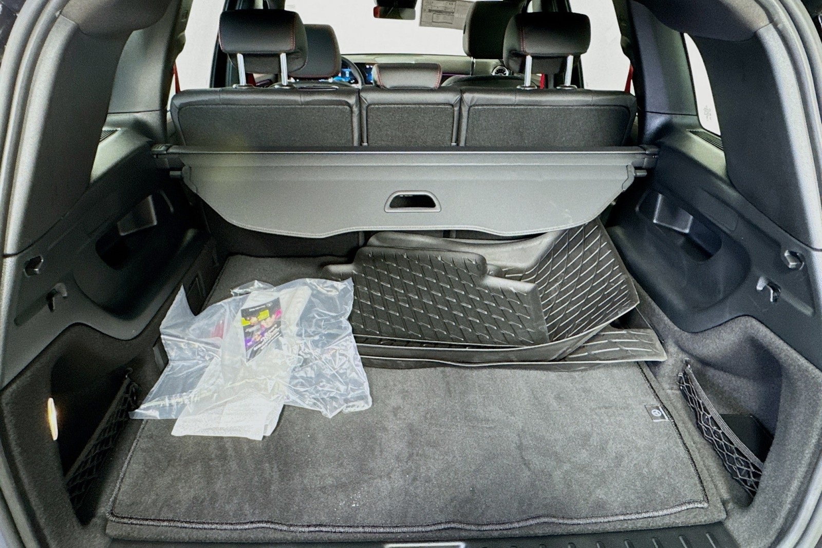 Vehicle image 24 of 30
