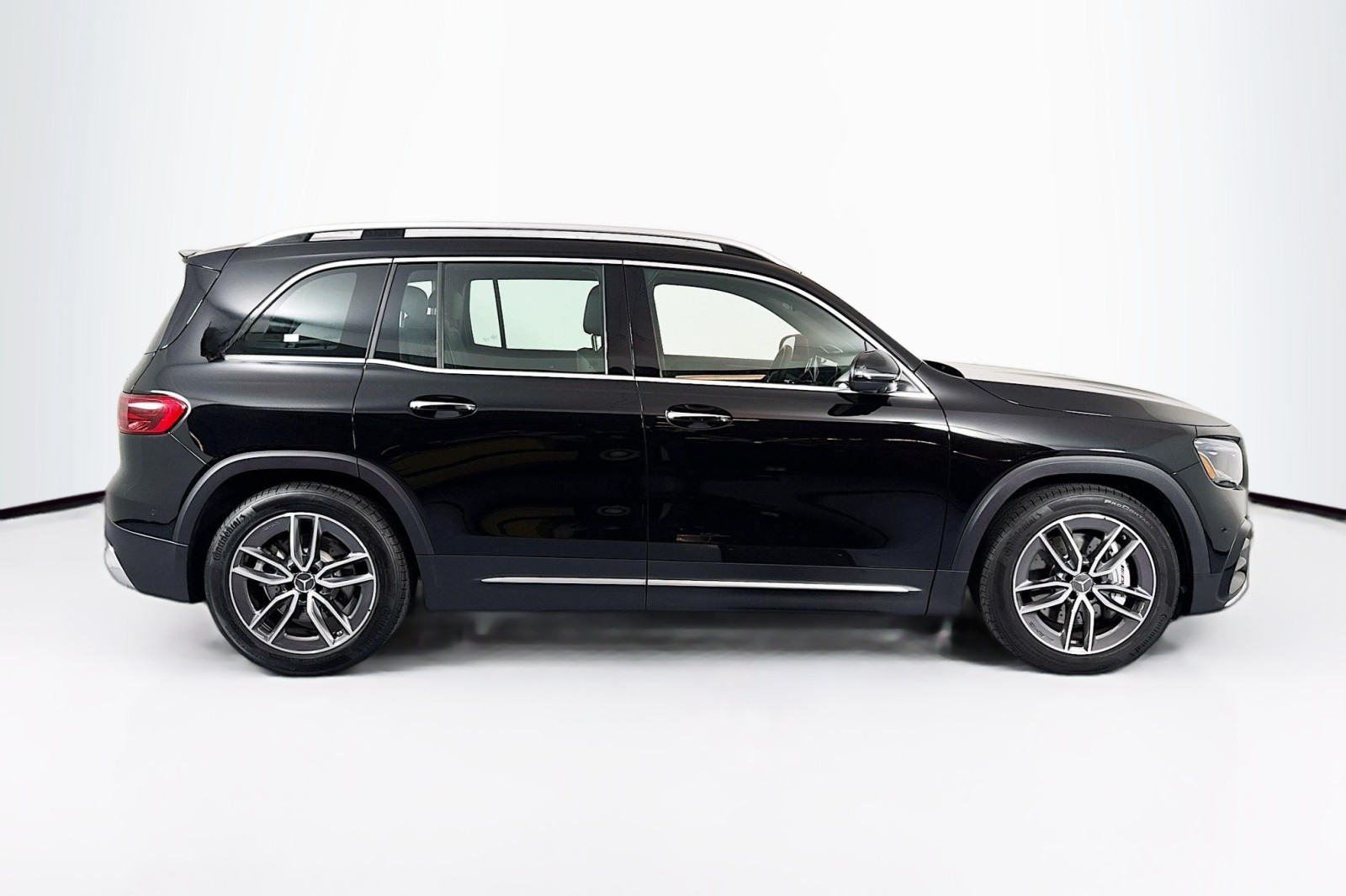 Vehicle image 4 of 30