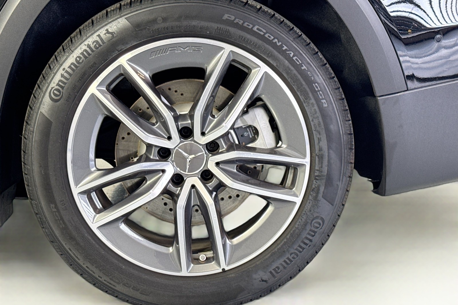 Vehicle image 29 of 30