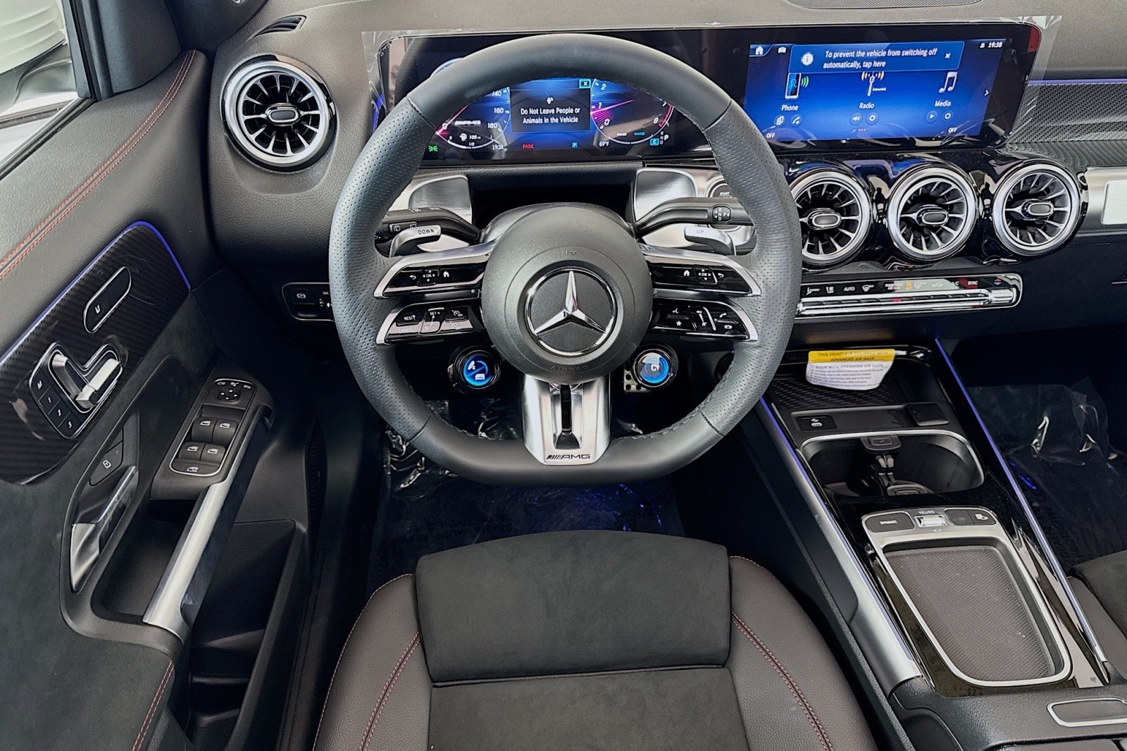 Vehicle image 20 of 30